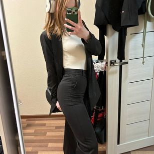 Model - SunFlowerHoney submissive