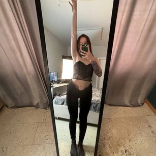 Model - SunFlowerHoney bigass