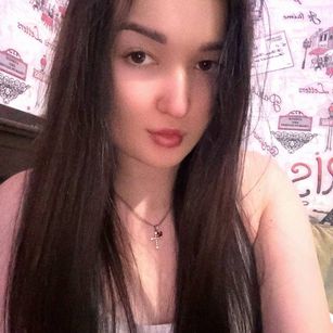 Model - Miss Valeri teen