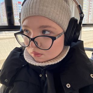 Model - Laura petite