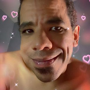 Model - TJ freaky Skigh openminded