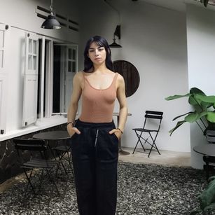 Model - KatherinJohns 18