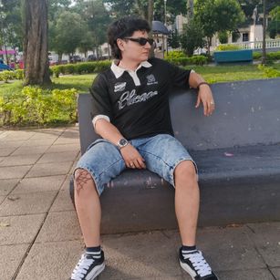 Model - Emily_and_Zac couple