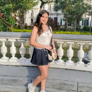 Model - Emily_and_Zac latin