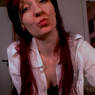 Model - Ari smallass