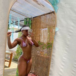 Model - NahiaraReina deepthroat