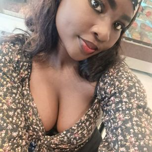 Model - AnnieVex TABOO