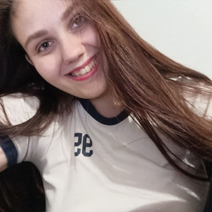 Model - TataRut Brunette