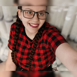 Model - TataRut Smiling