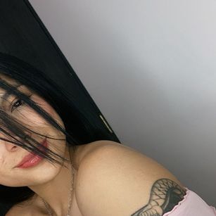 Model - Cata Scott horny