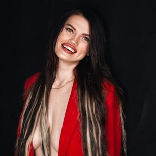 Model - MilaLoona bdsm