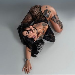 Model - Giah Daniels  Mistress