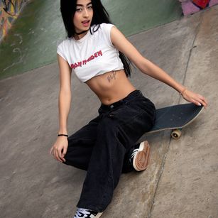 Model - Bella Vixeen cute