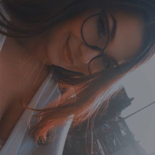 Model - Curlyameli findom