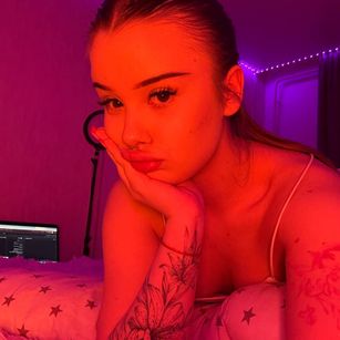 Model - LolkaKiti new