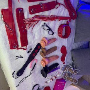 Model - MelanieRoah deepthroat