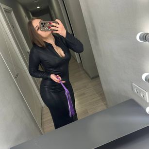 Model - your mezmerizing Sofia roleplay