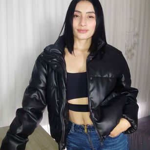 Model - Zara Gold anal