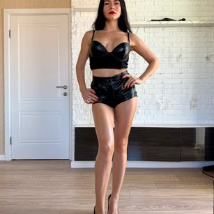 Model - Princess Monica brunette