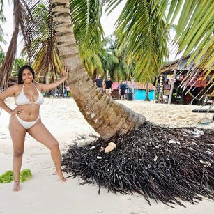 Model - Sienna Bell anal