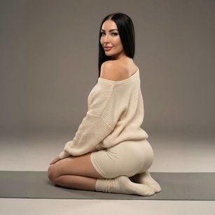 Model - Anelinsa bigtits