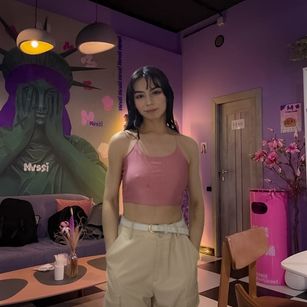 Model - KatherinJohns LATINA