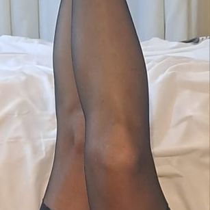 Model - SashCarter Kinks