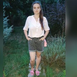 Model - EnchantingLuna dancing