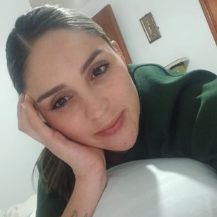 Model - VictoriaNova hablar