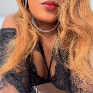 Model - Meiling hairy