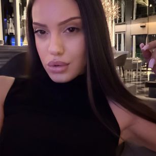 Model - Miss Pretty Face natural