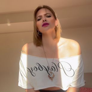 Model - Britishbadgirl cbt