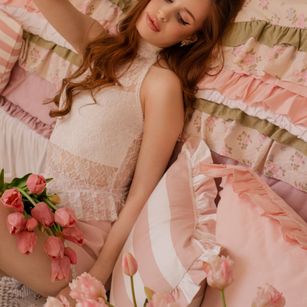 Model - CherylFoksy legs