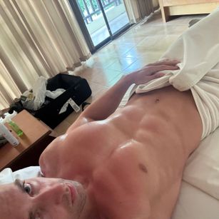 Model - Andy_pecman foreskin