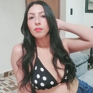 Model - AlyciaMoon PRETTY