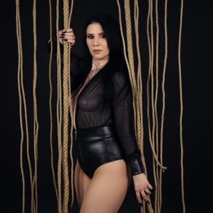 Model - Alissia Chase dirty