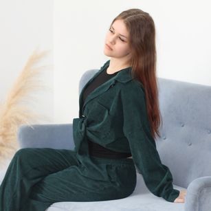 Model - LilaCarroll legs