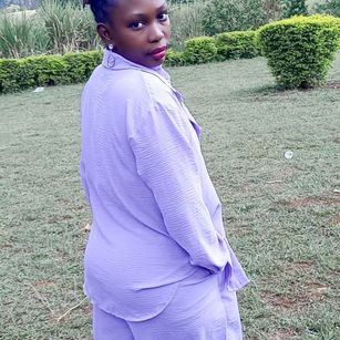 Model - cherryn curvy