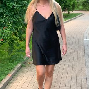 Model - Lucy blonde