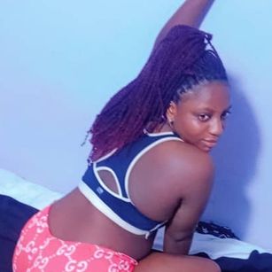 Model - Swtireen bigass