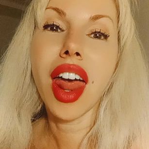 Model - LaymaFlay Sex
