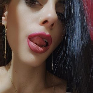 Model - jessycacute cuckold