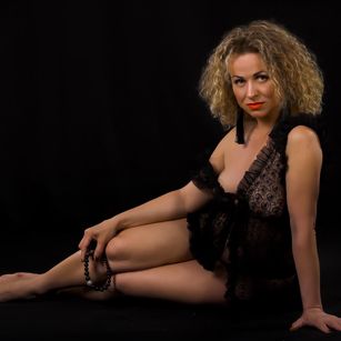 Model - Irina  Nightsolo sexygirl