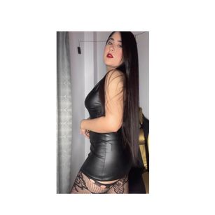 Model - AzaraLatinGirl romantic