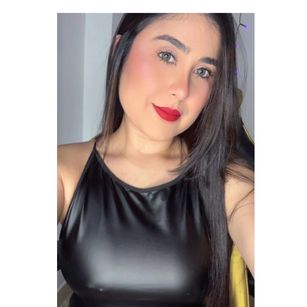 Model - AzaraLatinGirl charming