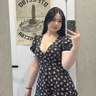 Model - Mia bigass
