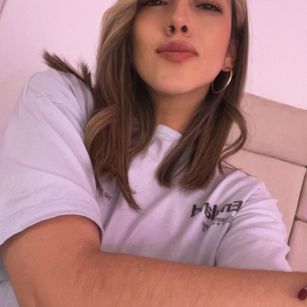 Model - Ariel Loveyes cute