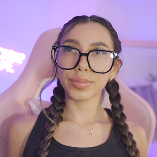 Model - Miss Martina cuckold