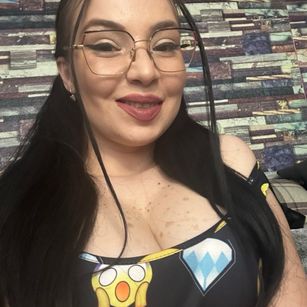 Model - LunnaGray cuckold