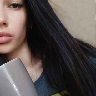 Model - eugenia blackhair